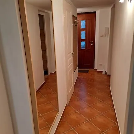 Lovely In The Centre At Opera Apartament *